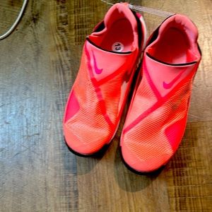 Men’s Nike Go Fly Ease *Brand New